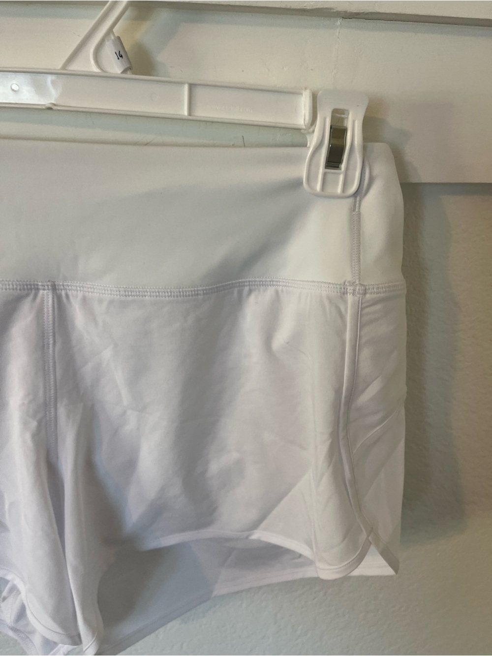 CRZ Yoga Women's Medium 8/10 Sport Shorts NWT - Picture 2 of 8